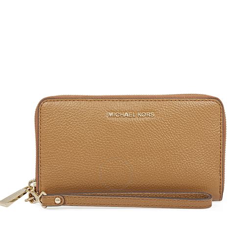 michael kors mercer large acorn|Michael Kors Mercer Large Flat Mercer Wristlet.